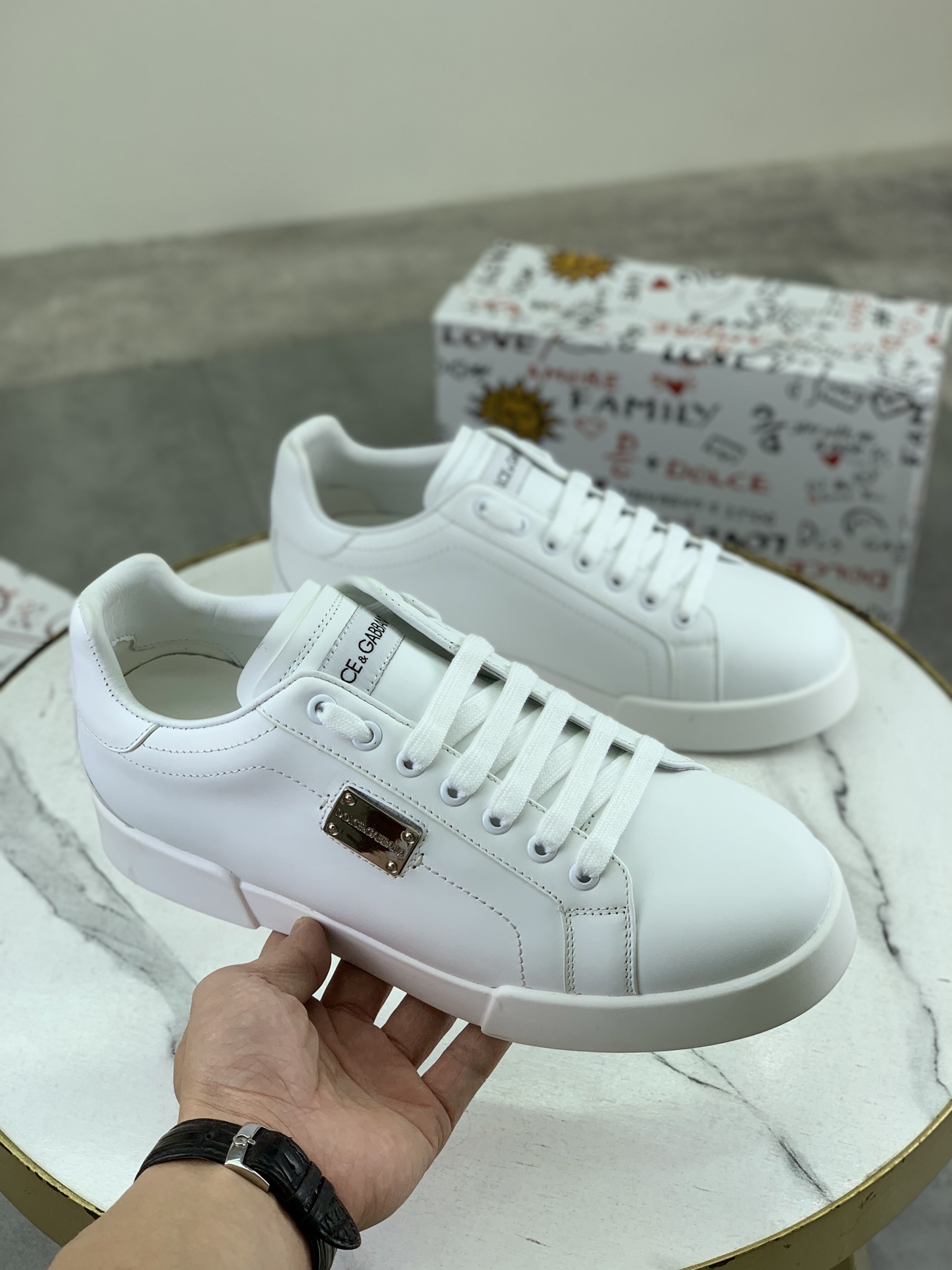 olce & Gabbana shoe